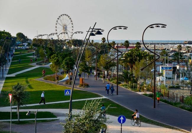 Hotel Mia Restaurant Airport Римини Экстерьер фото