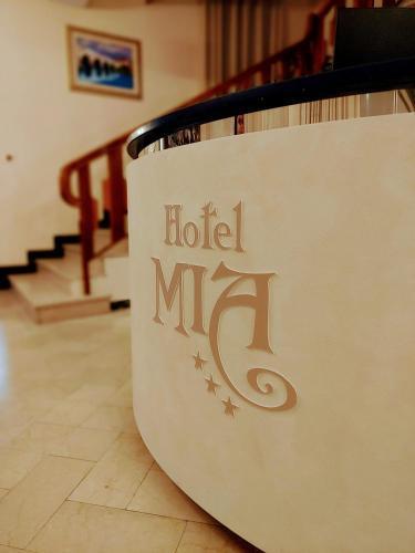 Hotel Mia Restaurant Airport Римини Экстерьер фото